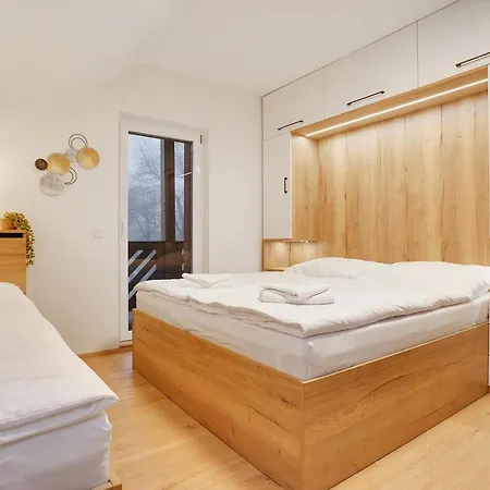 Krusnohorske Strane Apartment