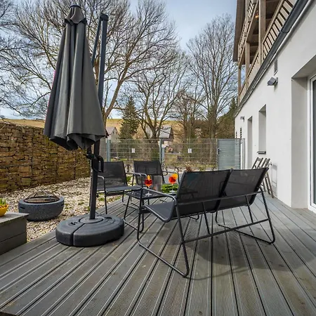 Krusnohorske Strane Apartment Loucna pod Klinovcem